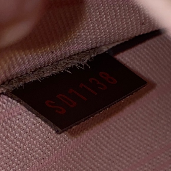 💎✨Neverfull Pouch✨💎 - Picture 7 of 7